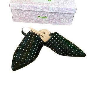 Pazzle Milly Studded Black Flats, Sz 8.5